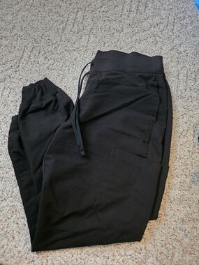 Women's Black Drawstring Joggers with Side Pockets